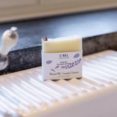 Photo de l'article Savon doux amande & lavande – 5 huiles végétales, boutons de rose & parfum naturel