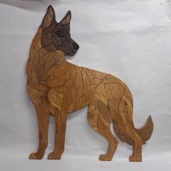 Photo de l'article Berger Malinois mural en chêne – Unique