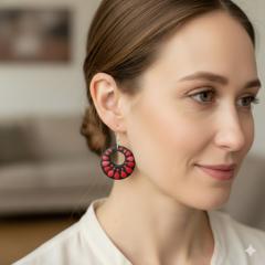 Photo de l'article Boucles d'oreille en bois "Dotty Drops" - Dégradés de rouge