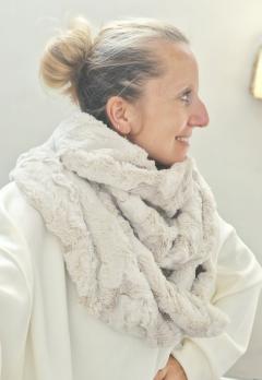 Photo de l'article Snood XL Fausse Fourrure Beige