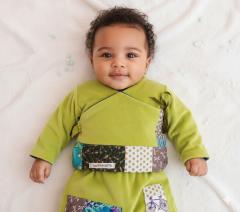 Picture of the product 6 months – Baby kimono & sarouel set lime green velour with cotton lining, handmade patchwork        Ask ChatGPT