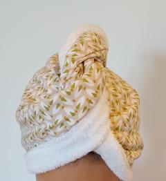 Serviette séchage cheveux torsadée – idéale pour routine capillaire naturelle / Gedraaide haarhanddoek – ideaal voor natuurlijke haarverzorgingsroutine / Twisted hair towel – perfect for natural hair care routine