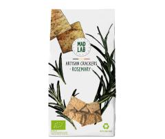 Crackers au romarin – l’incontournable de l’apéro par David Moriamé – MAD LAB, biscuits salés artisanaux bruxellois, recette parfumée au romarin, snack premium pour apéritif chic, produit local unique et exclusif Rozemarijn crackers – dé klassieker voor aperitief van David Moriamé – MAD LAB Brussel, ambachtelijke hartige koekjes, lokaal premium product, origineel en exclusief cadeau Rosemary crackers – the aperitif essential by David Moriamé – MAD LAB Brussels, artisan savory biscuits with aromatic rosemary, premium gourmet snack, unique and exclusive local foodie gift