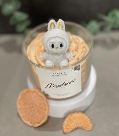 Photo de l'article Bougie Labubu mandarine