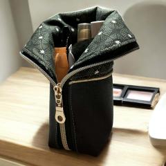 Photo de l'article Trousse maquillage kaki