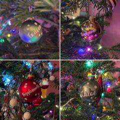 Photo de l'article Boule de Noël personnalisée Rouge foncé mat