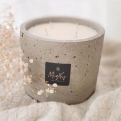Photo de l'article Grande Bougie Ronde en Béton – Bougie artisanale 4 mèches coton