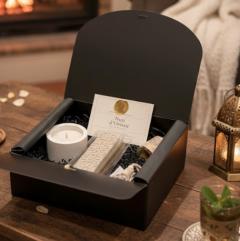 Picture of the product Oriental Night Gift Set – 100% organic, woody & floral notes