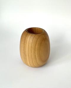 Petit vase rond en bois naturel type olive, objet décoratif fait main, vase design pour fleurs séchées ou décoration minimaliste / Klein rond houten vaasje in olijfvorm, handgemaakt decoratieobject / Small round wooden vase olive shape, handmade decorative vase for minimalist interior
