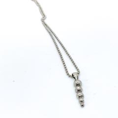 Collier argent rhodié effet cascade – bijou délicat et raffiné à offrir avec amour / Gerhodineerde zilveren ketting met watereffect – verfijnd en liefdevol geschenk / Rhodium silver waterfall necklace – elegant and heartfelt gift Just In Jewels