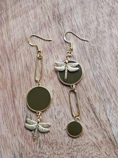 Photo de l'article Boucles d'oreille - Bijou intemporel au design raffiné