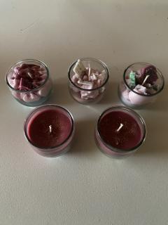 Bougies sculptées artisanales décoratives, créations faites main en Belgique, bougies originales pour offrir un cadeau unique et créatif / Ambachtelijke sculptuurkaarsen, handgemaakt in België, originele kaarsen om cadeau te geven / Decorative sculpted candles, handmade in Belgium, original candle gift idea