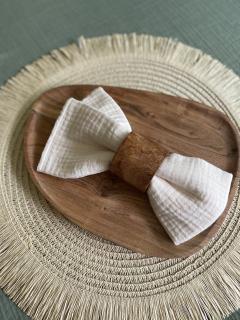 Lot de serviettes écru en gaze de coton – pour une table rustique, minimaliste et douce / Set écru mousseline servetten – rustiek, zacht en stijlvol / Set of écru gauze napkins – soft, rustic and stylish dining decor