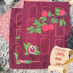 Photo de l'article PROMO -20% Tapis de tirage grenades rouge – Fait main en tissu recyclé, idéal pour cartes de tarot et autels spirituels