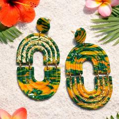 Boucles d’oreilles Pura Vida artisanales par Cécile Heere Nomad – bijou bohème coloré inspiration voyage création belge disponible sur Wimzzi / Handgemaakte Pura Vida oorbellen van Cécile Heere Nomad – kleurrijk boho juweel geïnspireerd door reizen verkrijgbaar via Wimzzi / Handmade Pura Vida earrings by Cécile Heere Nomad – colorful boho travel inspired Belgian jewelry available on Wimzzi