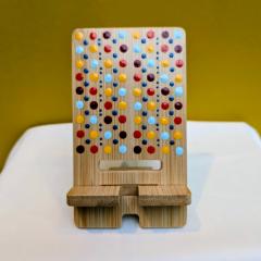 Picture of the product Bamboo phone stand - Mandala & Dot Art - Dotty Whispers