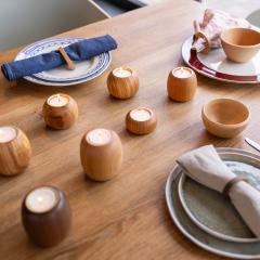 Photo de l'article Bougeoir en bois de cerisier - small