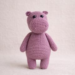 Picture of the product Crocheted hippo plush toy – Original, handmade and washable, children's gift