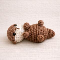Foto van het artikel Zachte gehaakte otterknuffel – Origineel kindercadeau, handgemaakt en wasbaar
