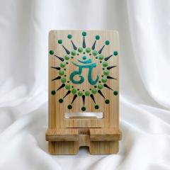 Picture of the product Bamboo phone stand - Mandala & Dot Art - Heart Chakra