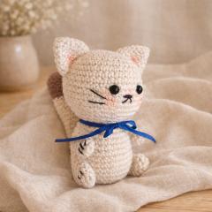 Chat amigurumi crochet kawaii peluche artisanale fait main doudou enfant mignon ultra doux cadeau bébé tendance crochet handmade toy unique gift / Kawaii crochet cat amigurumi plush handmade soft toy baby gift cute trendy handmade item / Kawaii gehaakte kat amigurumi knuffel handgemaakt zacht speelgoed baby cadeau