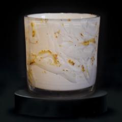 Photo de l'article Bougie Millenium blanche en cristal – Parfum exclusif tonka & cognac