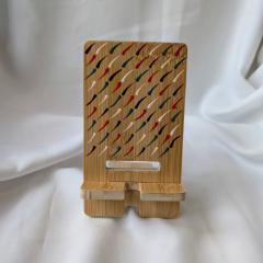 Picture of the product Bamboo phone stand - Mandala & Dot Art - Poetic Grains