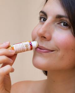 Foto van het artikel Natuurlijke zachte lippenbalsem • Sheaboter + Macadamia + biologische bijenwas