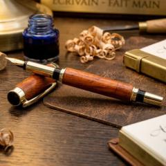 Picture of the product Handcrafted padauk wood fountain pen