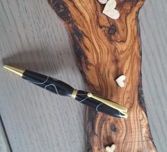 Photo de l'article Stylo artisanal en résine noire