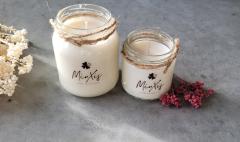 Bougie en bocal avec bouchon – parfum délicat et présentation soignée / Geurkaars in glazen pot met deksel – stijlvol en verfijnd / Jar candle with cork lid – elegant look and soft fragrance