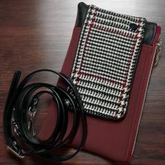 Picture of the product Practical phone pouch – Multi-pockets & adjustable strap
