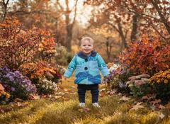 Foto van het artikel Maat 1 jaar – Warme babyjas in katoen met landelijk motief, gevoerd met satijnfleece, uniek Belgisch stuk