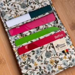 Photo de l'article Porte-cartes multi-compartiments - velours camel