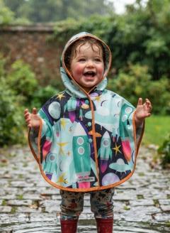 Picture of the product Jungle Rain Cape: softshell comfort & handmade charm