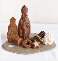 Sachet de Saint-Nicolas en chocolat, spéculoos et douceurs belges, cadeau d'entreprise pour la Saint-Nicolas – Wimzzi / Zakje met chocolade Sinterklaas, speculaas en Belgische lekkernijen, bedrijfscadeau voor Sinterklaas – Wimzzi / Bag of chocolate Saint Nicholas, speculoos and Belgian treats, corporate Saint Nicholas gift – Wimzzi