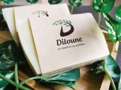 Savon surgras artisanal tout doux, idéal peaux sensibles – naturel et fait main / Zachte handgemaakte overvette zeep, ideaal voor de gevoelige huid / Handmade gentle superfatted soap – perfect for sensitive skin and natural care