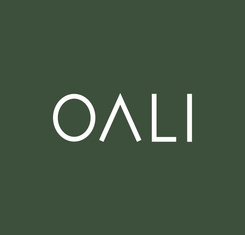 OALI – Blooming Candles 🌿 : bougies artisanales, naturelles et écoresponsables. Après la flamme, la nature reprend vie. Concept belge unique et durable. OALI — Belgische handgemaakte kaarsen met bloemenlabel. Duurzaam, lokaal en origineel. OALI — handmade Belgian eco candles with seed labels. Natural wax, sustainable design, and blooming afterlife.