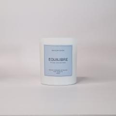 Bougie artisanale EQUILIBRE – parfum d’ancrage pour une ambiance équilibrée – bien-être à la belge / EQUILIBRE geurkaars – Belgisch handwerk voor innerlijke balans / EQUILIBRE handmade candle – grounding scent for inner balance – Belgian wellness product