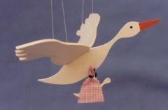 Mobile poétique fait main en Belgique, parfait cadeau de naissance émotionnel / Handgemaakte ooievaar mobiel uit België, poétisch geboortegeschenk / Handmade Belgian stork mobile, poetic and touching baby gift