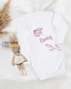 Photo de l'article 9/12 mois – Body croisé bébé personnalisable “Poétiques Fleurs” – 100% coton bio
