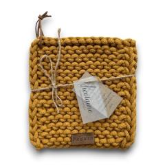 Foto van het artikel Set mosterdgele pannenlappen – Handgemaakt, gerecycled katoen