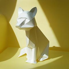 Lampe renard stylisée signée Plizoo, origami lumineux fabriqué à partir d’un pliage manuel unique / Vossenlamp van Plizoo, gevouwen uit één blad, artistiek en sfeervol / Fox lamp by Plizoo – handcrafted from a single folded sheet, artistic and warm glow