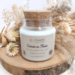 Foto van het artikel Geurkaars Bloeiende Kerselaar – Plantaardige was, 40u zachte bloesemgeur, handgemaakt in België