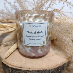 Bougie parfumée Menthe & Basilic – senteur fraîche et revigorante dans un pot rosé or / Geurkaars Munt & Basilicum – fris en verkwikkend met rosé-gouden pot / Mint & Basil scented candle – fresh and energizing in rose gold jar Ouistiti