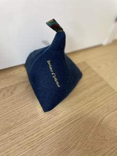 Foto van het artikel Deurstopper in marineblauw linnen met ritssluiting – decoratief en praktisch