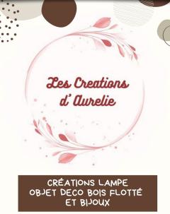 Logo Les créations d’Aurélie – univers poétique et artisanal d’Aurélie Tesquet, créatrice française passionnée par la lumière, la nature et le bois flotté. Marque authentique et engagée, symbole du fait main, de la durabilité et du raffinement. Chaque création est une pièce unique, reflet d’un artisanat sincère et émotionnel. À découvrir sur Wimzzi.com, la plateforme dédiée aux créateurs locaux et aux objets porteurs de sens. / Logo van Les créations d’Aurélie – poëtisch en ambachtelijk univers van de Franse ontwerpster Aurélie Tesquet, geïnspireerd door licht, natuur en drijfhout. Handgemaakt, duurzaam en uniek. Ontdek het op Wimzzi.com. / Logo of Les créations d’Aurélie – poetic and artisanal universe by French creator Aurélie Tesquet, inspired by light, nature, and driftwood. Each handmade piece embodies authenticity, sustainability, and emotion. Discover her creations on Wimzzi.com.